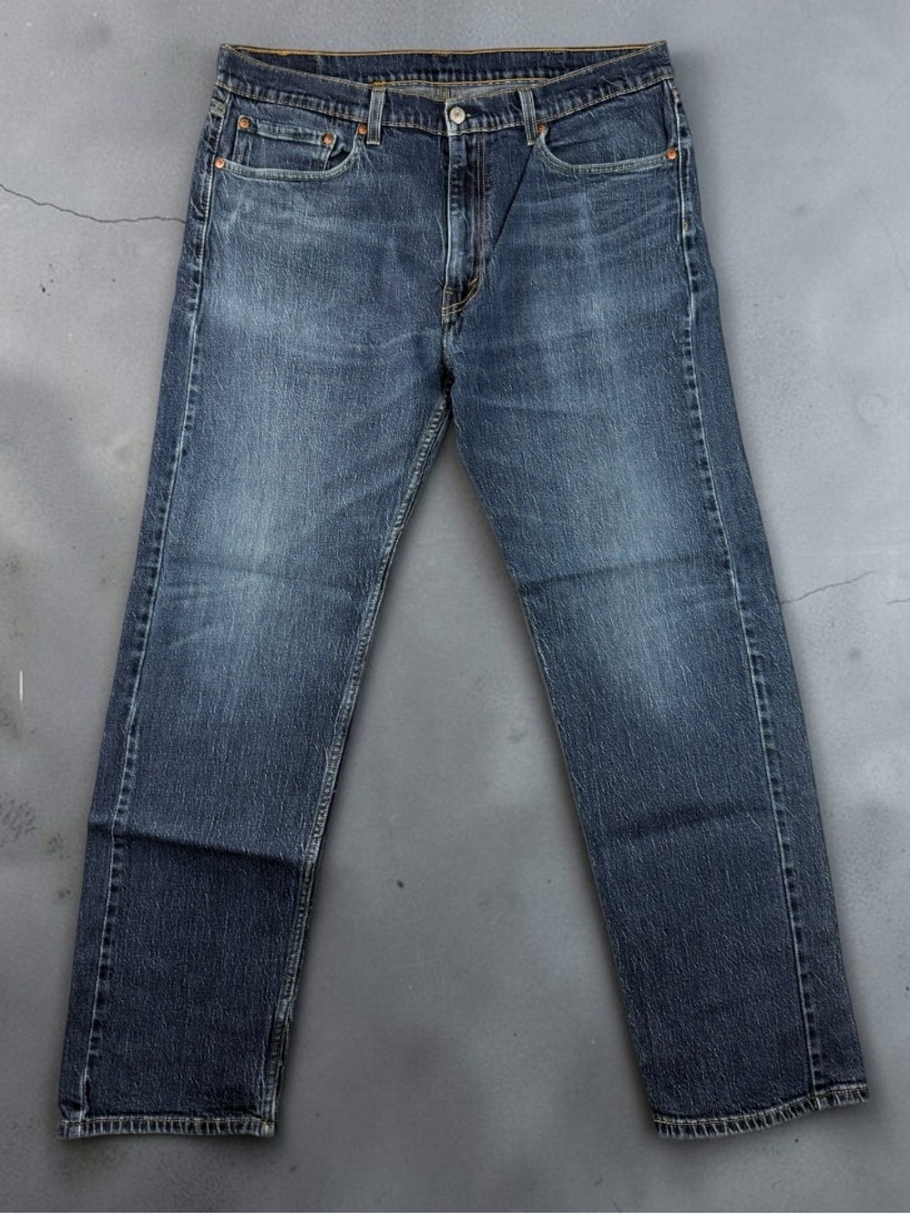 Levi's 505 Men's Straight Jeans — Faded Blue Denim 38X32